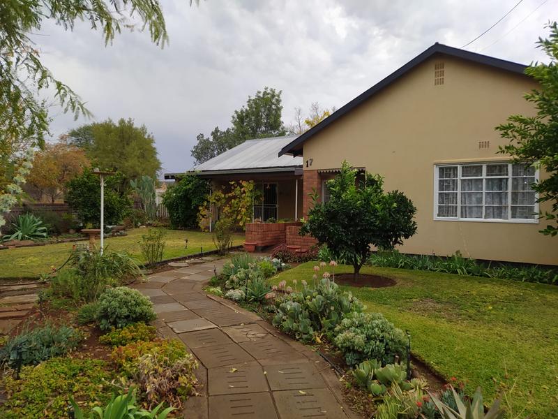 4 Bedroom Property for Sale in Kuruman Northern Cape